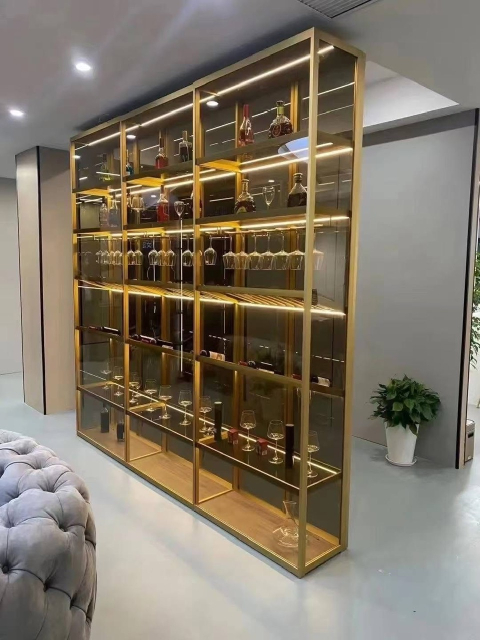 Tủ rượu cánh kính